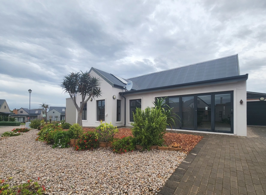 3 Bedroom Property for Sale in Hartenbos Central Western Cape